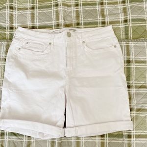 BNWT SEVEN7 ROLL CUFF weekend Bermuda SIZE #14